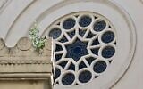La rosace de la synagogue Nazareth, à Paris. (Crédit : Lepocheux / CC BY-SA 4.0)