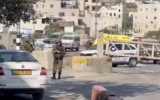 Des troupes de Tsahal sur les lieux d'une attaque au couteau près de la ville d'Hébron, en Cisjordanie, le 2 septembre 2022. (Crédit : Twitter)