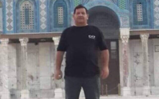 Rafa Harsha, âgé de 61 ans et originaire  de Meiser, sur une photo non datée. Harsha est décédé le 15 octobre 2022, deux mois après avoir été immolé par le feu pendant son sommeil. (Autorisation : utilisé conformément à l’article 27a de la Loi sur les droits d’auteur)