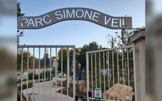 Le Parc Simone Veil d'Ermont-Eaubonne. (Crédit : @antho_TP/Twitter)