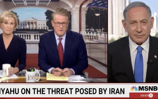 Le chef de l'opposition Benjamin Netanyahu lors d'une interview avec la chaîne de télévision américaine MSNBC, le 19 octobre 2022. (Crédit : Twitter)
