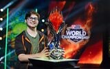 Nathan Steuer, champion du monde 2022 de Magic : The Gathering . (Avec l’aimable autorisation de Steuer / via la JTA)