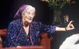 Miriam Rothschild (1908-2005) apparaît dans l'émission britannique 'After Dark' en juillet 1988. (Crédit : Domaine public/Autorisation de l'auteur)