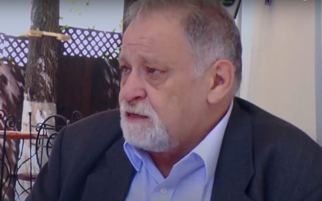 Michael Shafir lors d'une interview en 2011. (Crédit : YouTube)