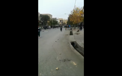 Au moins trois protestataires ont été tués par les forces gouvernementales au Kurdistan iranien, selon une ONG, lors de manifestations ont eu lieu à travers le pays pour rendre hommage aux victimes de la répression meurtrière de novembre 2019, le 15 novembre 2022. (Capture d'écran Twtter)
