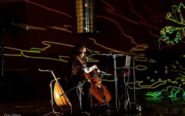 La musicienne Maayan Linik se produira au festival d’art numérique Zero One, au Musée de la Tour de David, du 11 au 13 novembre 2022 (Avec la permission d’Orna Kalgrad) La musicienne Maayan Linik se produira au festival d’art numérique Zero One, au Musée de la Tour de David, du 11 au 13 novembre 2022 (Avec la permission d’Orna Kalgrad)