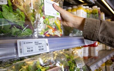Wasteless utilise l'intelligence artificielle pour baisser les prix à mesure que les denrées périssables approchent de leur date limite de vente. (Crédit : Autorisation/Wasteless)