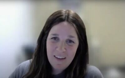Henya Federman, co-directrice de Chabad St. Thomas, juin 2022. (Capture d'écran YouTube. Utilisé conformément à la clause 27a de la loi sur le droit d'auteur)