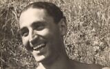 Fredy Hirsch, un juif allemand homosexuel qui a sauvé des enfants pendant la Shoah, est vu souriant sur une photo non datée. (Crédit : Archives Beit Terezin)
