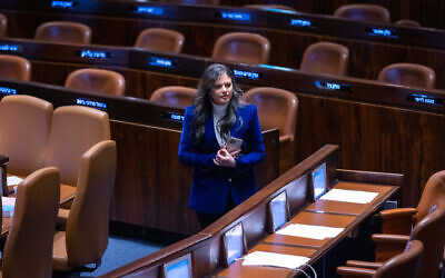 La ministre sortante Ayelet Shaked en séance plénière à Jérusalem, le 26 décembre 2022. (Crédit : Olivier Fitoussi/ Flash90)