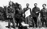 Les maquisards de l'Organisation juive de combat (OJC), au maquis de Lespinassière, près de Labastide-Rouairoux. (Crédit : Autorisation)