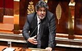 Le député français apparenté "Les Républicains" Meyer Habib, à l'Assemblée nationale, à Paris, le 28 novembre 2022. (Crédit : Emmanuel Dunand/AFP)