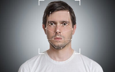 Illustration : Un outil d'intelligence artificielle identifiant les éléments d'un visage humain pour les analyser. (Crédit : vchal/iStock by Getty Images)