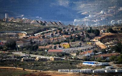 Vue de l'avant-poste israélien de Shvut Rachel, en Cisjordanie, le 30 janvier 2023. (Crédit : Nasser Ishtayeh/Flash90)