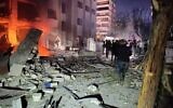 Le site d'une frappe israélienne présumée dans le quartier Kafar Sousah de la capitale syrienne de Damas, dans la matinée du 19 février 2023. (Crédit : Réseaux sociaux)