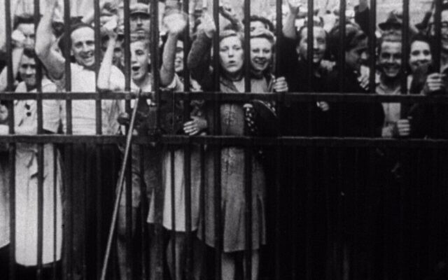 Un instantané du documentaire sur la Shoah de 1969 de Marcel Ophuls, 'Le Chagrin et la Pitié.' (Avec la permission de Kino Lorber)