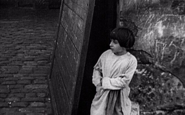 Un instantané du documentaire sur la Shoah de 1969 de Marcel Ophuls, 'Le Chagrin et la Pitié.' (Avec la permission de Kino Lorber)