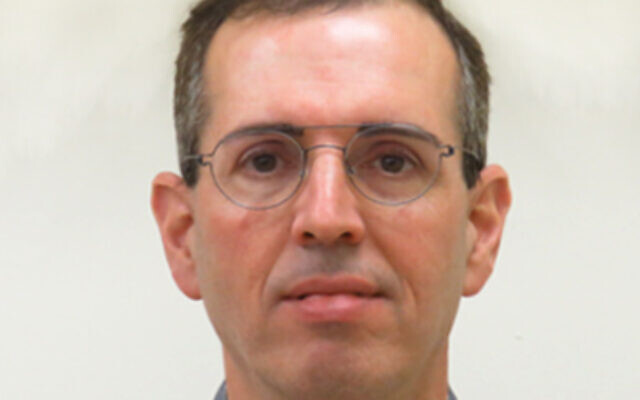 Le Pr. Yaron Felus. (Crédit : Survey of Israel))