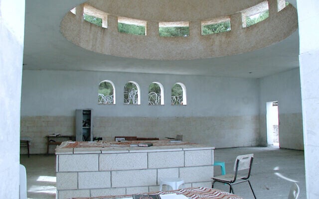 La tombe de Yehuda Nessiah, au nord de Safed. (Crédit : Shmuel Bar-Am)