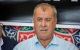 Mohammad Barakeh assistant à une conférence de presse sous la tente de protestation du Haut Comité de suivi des citoyens arabes d'Israël, devant le Bureau du Premier ministre, à Jérusalem, le 3 novembre 2019. (Crédit : Yonatan Sindel/Flash90)