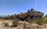 Les premiers APC 'Eitan' produits en série lors d'un récent exercice dans le nord d'Israël, sur une photo publiée le 28 mai 2023. (Crédit : Ministère de la Défense/Armée israélienne)