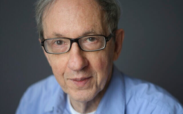 Robert Gottlieb, un éditeur littéraire éclectique dont la carrière a été lancée avec Catch-22 de Joseph Heller et s'est poursuivie pendant des décennies avec des classiques récompensés par le prix Pulitzer tels que Beloved de Toni Morrison et "The Power Broker" de Robert Caro (Crédit : Michael Lionstar/Knopf via AP) Robert Gottlieb, un éditeur littéraire éclectique dont la carrière a été lancée avec Catch-22 de Joseph Heller et s'est poursuivie pendant des décennies avec des classiques récompensés par le prix Pulitzer tels que Beloved de Toni Morrison et "The Power Broker" de Robert Caro (Crédit : Michael Lionstar/Knopf via AP)