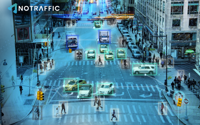 La plateforme de gestion du trafic autonome plug-and-play de NoTraffic exploite l'intelligence artificielle et l'informatique pour transformer les intersections urbaines en un hub unique connecté au cloud. (Autorisation) La plateforme de gestion du trafic autonome plug-and-play de NoTraffic exploite l'intelligence artificielle et l'informatique pour transformer les intersections urbaines en un hub unique connecté au cloud. (Autorisation)