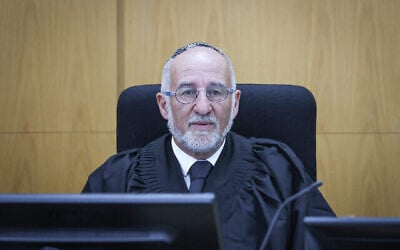 Le juge Asher Kula au tribunal de Nazareth, le 7 juin 2022. (Crédit : David Cohen/Flash90)
