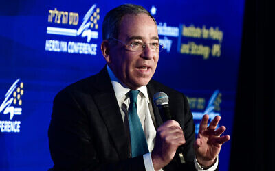 L'ambassadeur des États-Unis en Israël, Tom Nides, prend la parole à la conférence d'Herzliya le 22 mai 2023. (Crédit : Avshalom Sassoni/Flash90) L'ambassadeur des États-Unis en Israël, Tom Nides, prend la parole à la conférence d'Herzliya le 22 mai 2023. (Crédit : Avshalom Sassoni/Flash90)