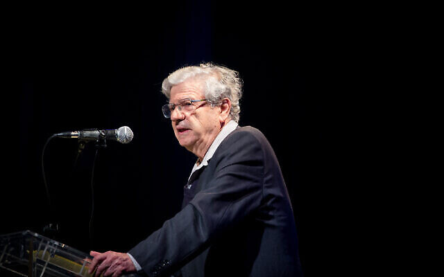 L'ancien président de la Cour suprême Aharon Barak lors d'un événement organisé par l'Université hébraïque, le 30 mars 2017. (Miriam Alster/FLASH90)