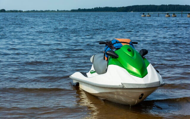Photo d'illustration : Un jet-ski. (Crédit : Andrey Znamenskyi/iStock)