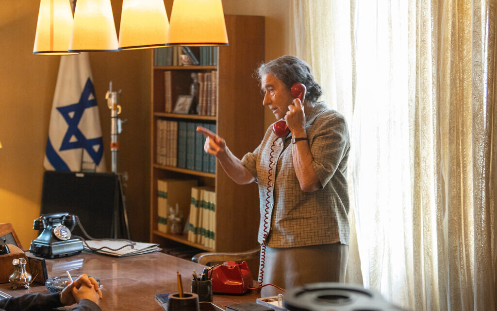 Helen Mirren dans "Golda". (Crédit: Sean Gleason/Bleecker Street/ShivHans Pictures)