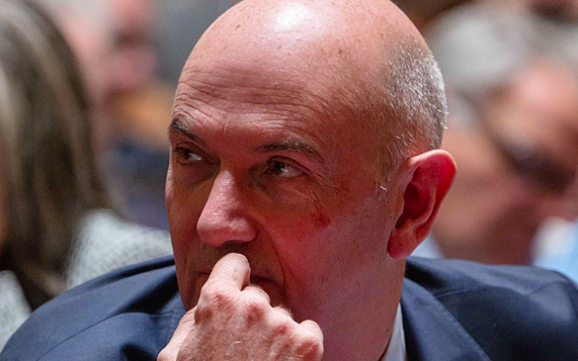 Roland Lescure au Sénat en novembre 2022. (Crédit : Llisluk/CC BY SA 4.0)