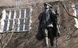 Une statue du jeune Benjamin Franklin, à l'Université de Pennsylvanie. (Crédit : Wikimedia via JTA)