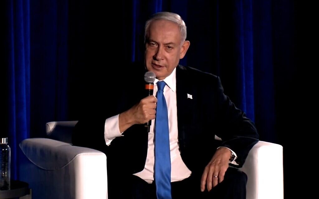 Le Premier ministre Benjamin Netanyahu parle avec Elon Musk lors d'une discussion diffusée en direct sur X, anciennement Twitter, à l'usine Tesla de Fremont, en Californie, le 18 septembre 2023. (Capture d'écran : X/ used in accordance with Clause 27a of the Copyright Law) Le Premier ministre Benjamin Netanyahu parle avec Elon Musk lors d'une discussion diffusée en direct sur X, anciennement Twitter, à l'usine Tesla de Fremont, en Californie, le 18 septembre 2023. (Capture d'écran : X/ used in accordance with Clause 27a of the Copyright Law)