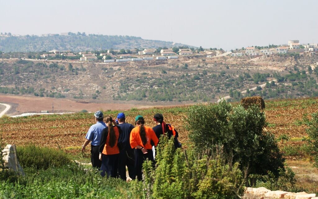 Le belvédère de Shamir le long de la route panoramique de Gilboa. (Crédit : Shmuel Bar-Am)