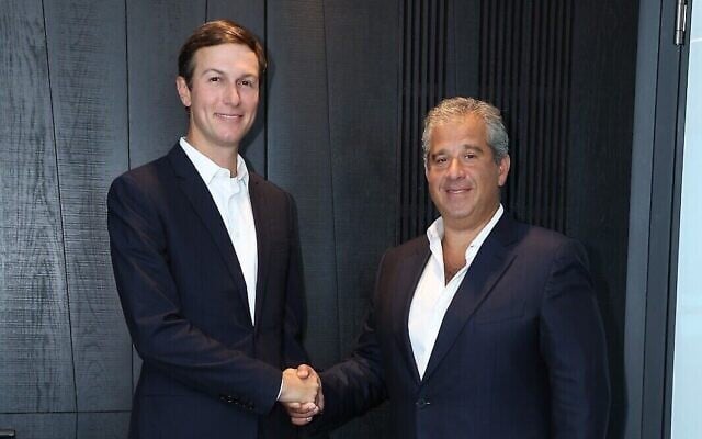 Jared Kushner d'Affinity Partners (à gauche) et Asi Shmeltzer, président du groupe Shlomo. (Autorisation)