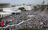 Des manifestants anti-Israël à Rabat, au Maroc, le 15 octobre 2023. (Crédit : Fadel Senna/AFP)
