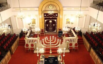 La synagogue Berith Chalom, dans le 9e arrondissement de Paris. (Crédit : Synagogue Berith Chalom / Facebook)