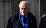 Le journaliste français Jean-Pierre Elkabbach, à Paris, le 13 octobre 2021. (Crédit : ALAIN JOCARD / AFP)