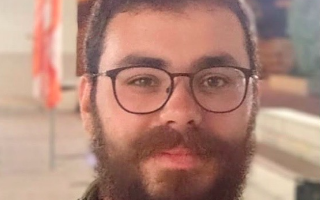 Binyamin Loeb, soldat seul franco-israélien de 23 ans. (Crédit : Capture d’écran X)