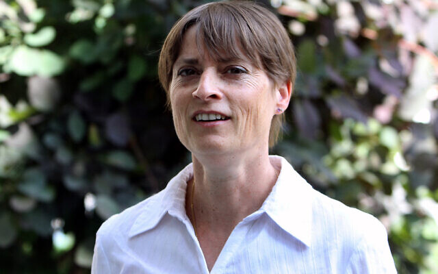 Sylvie Ferrer, députée La France insoumise - NUPES des Hautes-Pyrénées, à Tarbes, le 1er juin 2017. (Crédit : LAURENT DARD / AFP) Sylvie Ferrer, députée La France insoumise - NUPES des Hautes-Pyrénées, à Tarbes, le 1er juin 2017. (Crédit : LAURENT DARD / AFP)