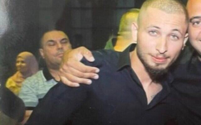 Amir Tanbora, abattu par des terroristes du Hamas à Sderot, dans le sud d'Israël, le 7 octobre 2023. (Capture d'écran)