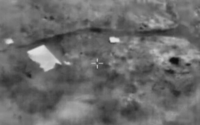Illustration : L'armée israélienne interceptant un drone se dirigeant vers l'espace aérien israélien depuis le Liban, le 20 octobre 2023. (Crédit : Armée israélienne)