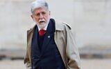 Le conseiller en chef de la présidence du Brésil, Celso Amorim, arrive au palais présidentiel de l'Élysée pour une conférence humanitaire internationale en faveur des civils de Gaza, à Paris, le 9 novembre 2023. (Crédit : Ludovic MARIN / AFP)