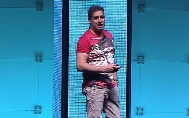Nir Zuk, fondateur et directeur technique de Palo Alto Networks. (Crédit : Capture d'écran/YouTube)