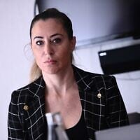 La propriétaire de l'agence d'influence Shauna Events, Magali Berdah, assistant à une conférence de presse, à Paris, le 14 septembre 2022. (Crédit : Christophe Archambault/AFP)