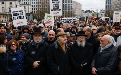 Manifestation contre l'antisémitisme à Bruxelles, le 10 décembre 2023. (Crédit : Simon Wohlfahrt / AFP)