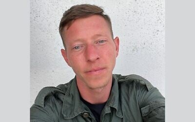Le sergent-chef Maxim Rizkov (Autorisation)