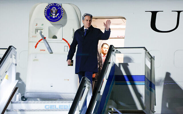 Le secrétaire d'État américain Antony Blinken arrive à Istanbul, le 5 janvier 2024. (Crédit : EVELYN HOCKSTEIN / POOL / AFP) Le secrétaire d'État américain Antony Blinken arrive à Istanbul, le 5 janvier 2024. (Crédit : EVELYN HOCKSTEIN / POOL / AFP)
